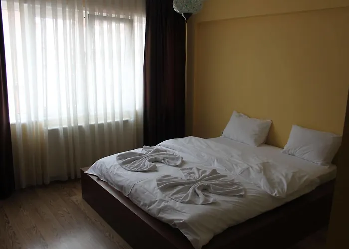 Cheers אכסניה *