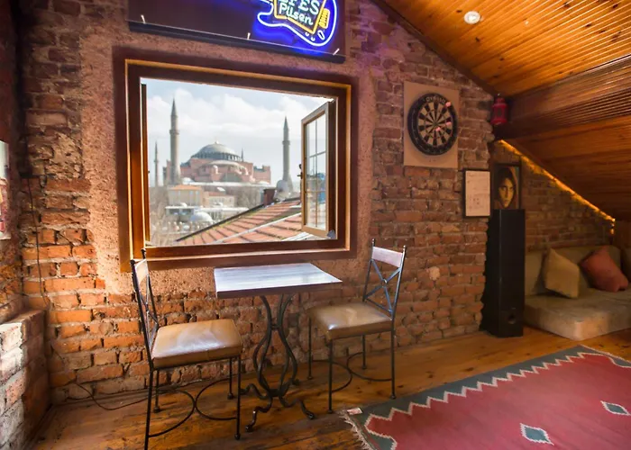 치어스 이스탄불