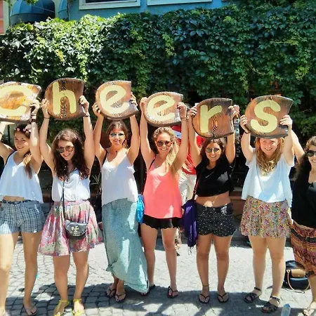 干杯旅馆 旅馆 *